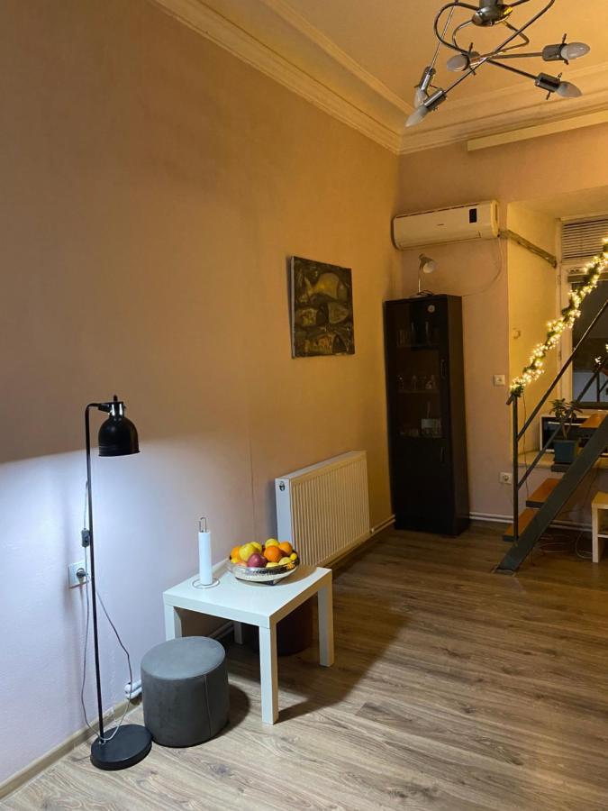 Art Apartment In Kala Tbilisi Historic District Eksteriør billede